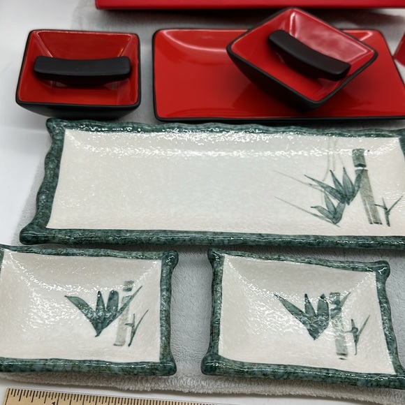 Sushi For Two Box Kit-Includes Ceramic/Porcelain Trays & Dishes w/How-to Book - Picture 4 of 16